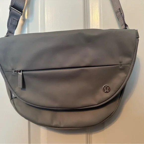 EUC/Like new Lululemon athletica Silver/Gray Crossbody Bag - Picture 2 of 14